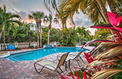 Coury House | 219 m² House ∙ 4 bedrooms ∙ 10 guests