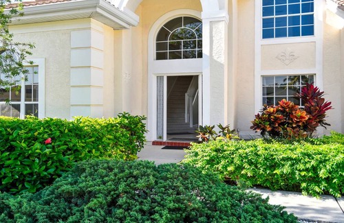 Crown Pointe Villa | 220 m² Villa ∙ 4 bedrooms ∙ 8 guests