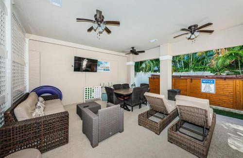 Redington Beach House | 223 m² House ∙ 4 bedrooms ∙ 14 guests