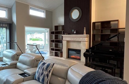 Palm Valley House | 223 m² House ∙ 3 bedrooms ∙ 6 guests