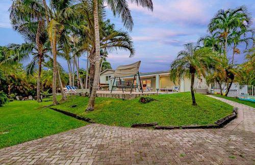Pinecrest House | 223 m² House ∙ 4 bedrooms ∙ 12 guests