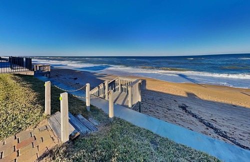 Painters Hill House | 223 m² House ∙ 3 bedrooms ∙ 6 guests