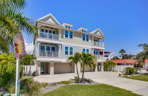Redington Beach House | 224 m² House ∙ 4 bedrooms ∙ 10 guests