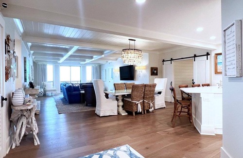 Davenport Condo | 233 m² Condo ∙ 4 bedrooms ∙ 8 guests