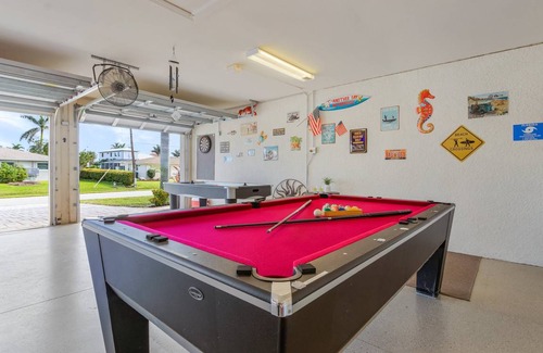 Yacht Club House | 242 m² House ∙ 4 bedrooms ∙ 8 guests