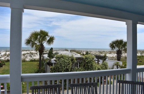 St. Augustine Beach House | 251 m² House ∙ 6 bedrooms ∙ 19 guests