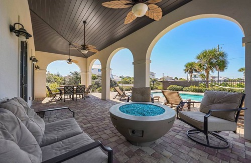 Gulf Pines House | 252 m² House ∙ 4 bedrooms ∙ 12 guests
