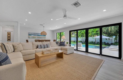 Harbour Inlet House | 259 m² House ∙ 4 bedrooms ∙ 12 guests