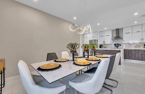 Tarpon River House | 260 m² House ∙ 3 bedrooms ∙ 6 guests