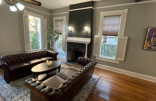 Five Points House | 260 m² House ∙ 4 bedrooms ∙ 12 guests