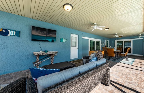 Bradenton House | 260 m² House ∙ 5 bedrooms ∙ 10 guests
