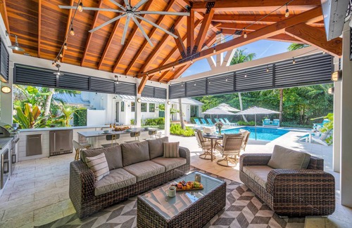 Lake Ida Shores House | 263 m² House ∙ 4 bedrooms ∙ 12 guests