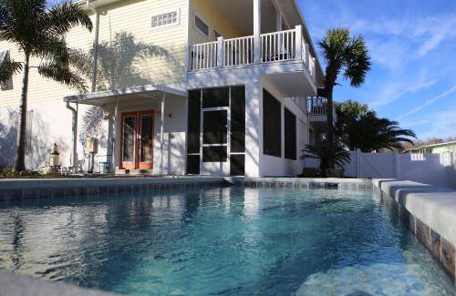 Marineland Acres House | 269 m² House ∙ 4 bedrooms ∙ 10 guests