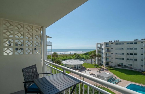 Cocoa Beach Condo | 2700monthly Ocean Front 2-bedroom condo in enchanting Cocoa Beach 90 day minimum