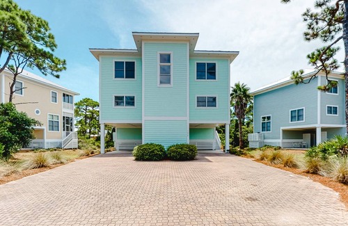 Plantation House | 274 m² House ∙ 4 bedrooms ∙ 10 guests