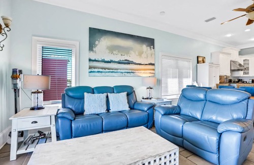 East End House | 274 m² House ∙ 4 bedrooms ∙ 16 guests