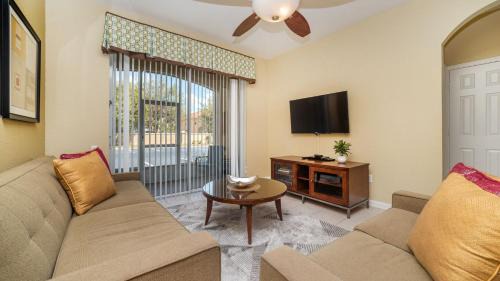 Windsor Hills House | 2781 Almaton #103