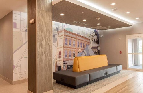 Lake City Hotel | 28 m² Hotel ∙ 127 guests