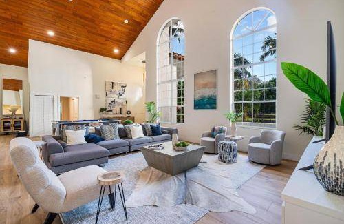 Plantation House | 280 m² House ∙ 4 bedrooms ∙ 8 guests
