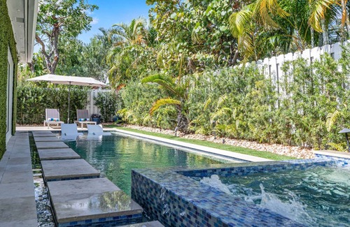 Bel Air House | 281 m² House ∙ 5 bedrooms ∙ 10 guests