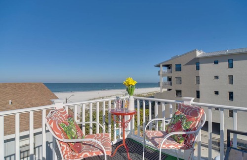 Clearwater Beach House | 283 m² House ∙ 7 bedrooms ∙ 18 guests