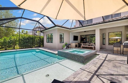 Naples House | 288 m² House ∙ 5 bedrooms ∙ 10 guests
