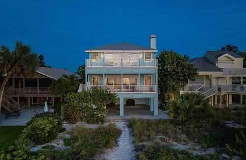 Indian Shores House | 297 m² House ∙ 4 bedrooms ∙ 11 guests