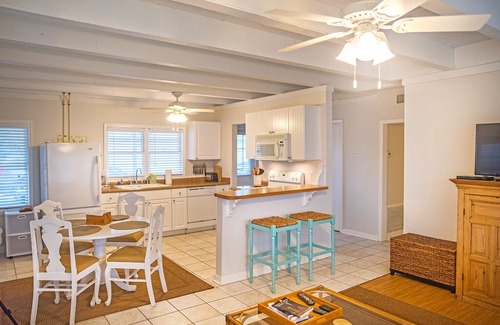 Ocean Cay House | 299 S. Fletcher Ave.