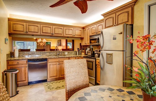 Jupiter Condo | 2BR Comfortable Condo with Easy Beach Access