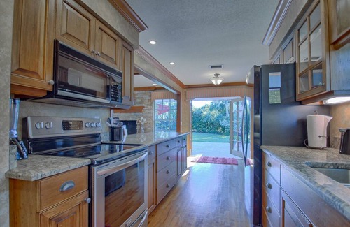 Historic District House | 3/2 Ocala Home, Historic District and Town Sq.