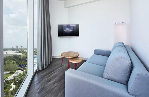 Florida Center Hotel | 3 Bedroom 2 Bathroom Kids Suite @ Universal's Aventura Hotel
