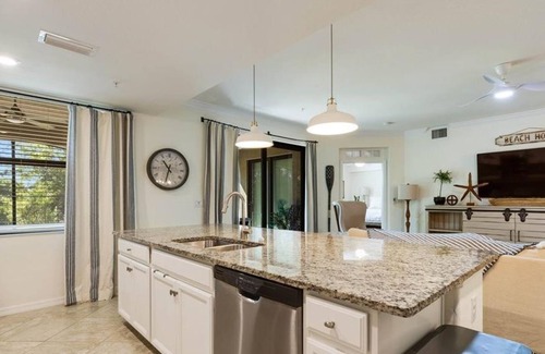 Lakewood Ranch Condo | 3 Bedroom Condo 319450 by Houzlet