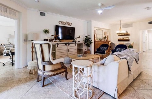 Lakewood Ranch Condo | 3 Bedroom Condo 319450 by Houzlet