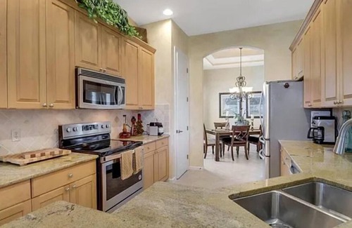 Bonita Springs Condo | 3-bedroom condo in fabulous Bonita Springs with WiFi, AC, fitness room