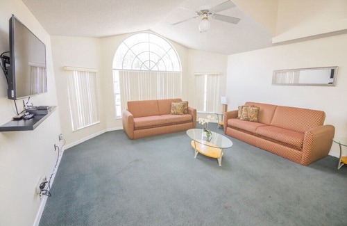 Royal Palm Bay Condo | 3 bedrooms - Resort Amenities - Close to Disney - Royal Palm Bay