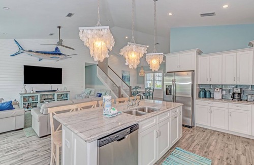 Holmes Beach House | 307 65th Street managed by Beach Retreats FL Anna Maria Island