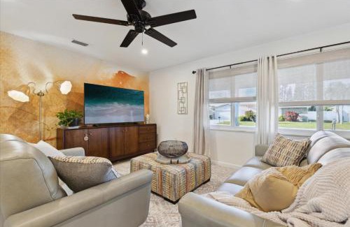 Venetian Way House | 307 Brightwaters Dr