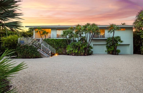Captiva House | 325 m² House ∙ 7 bedrooms ∙ 16 guests