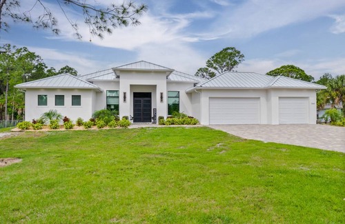 Rural Estates House | 325 m² House ∙ 5 bedrooms ∙ 14 guests