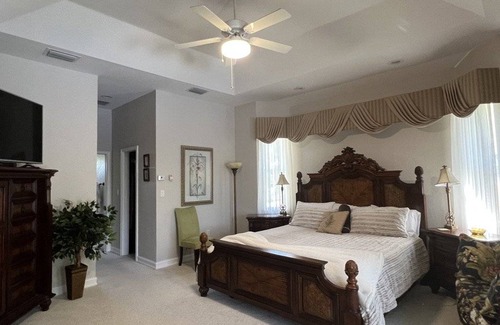 Port Charlotte Villa | 325 m² Villa ∙ 4 bedrooms ∙ 8 guests