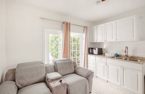Florida Ridge Resort | 35 m² Private room ∙ 1 bedroom ∙ 2 guests
