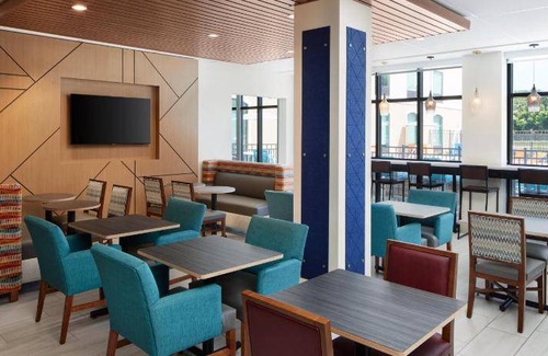 Pensacola Hotel | 36 m² Hotel ∙ 127 guests