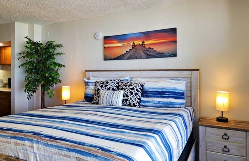 Daytona Beach Shores Condo | 36 m² Condo ∙ 1 bedroom ∙ 4 guests
