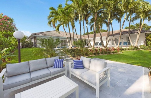 Lake Ida Shores House | 362 m² House ∙ 5 bedrooms ∙ 12 guests