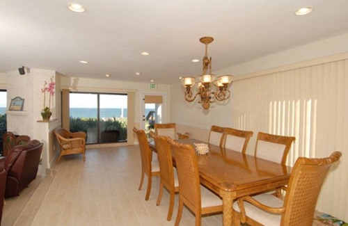 Interchange Square House | 372 m² House ∙ 5 bedrooms ∙ 12 guests