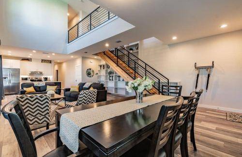 East Ybor Villa | 372 m² Villa ∙ 5 bedrooms ∙ 16 guests