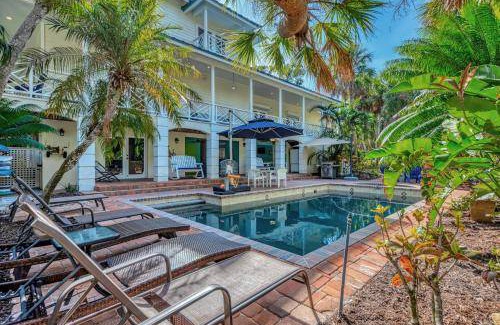 Bay Isle House | 382 m² House ∙ 7 bedrooms ∙ 15 guests