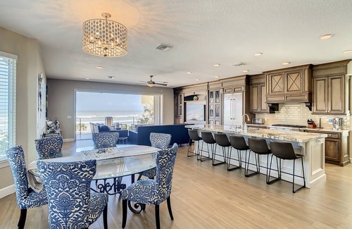 New Smyrna Beach House | 385 m² House ∙ 6 bedrooms ∙ 15 guests
