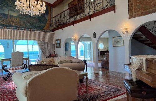 Bayshore Gardens House | 390 m² House ∙ 4 bedrooms ∙ 7 guests