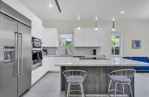 Southwest Coconut Grove House | 3bd 3.5 bath Modern Villa with pool, gated & additional parking on street